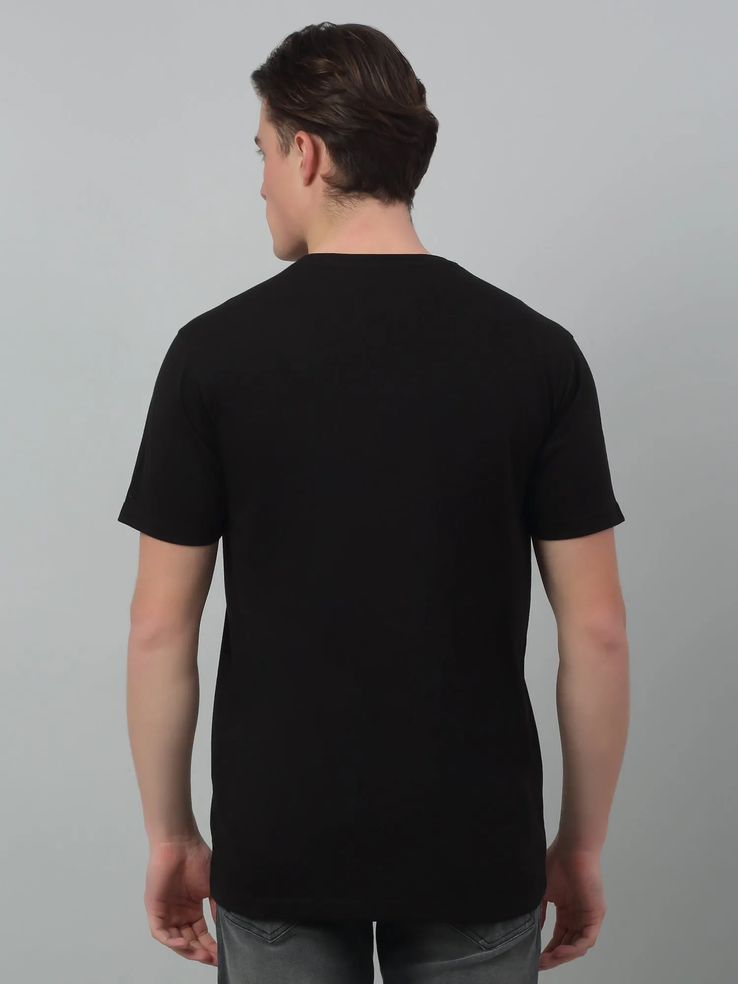 Men's Black  Round neck Half Sleeve T-Shirt with Print