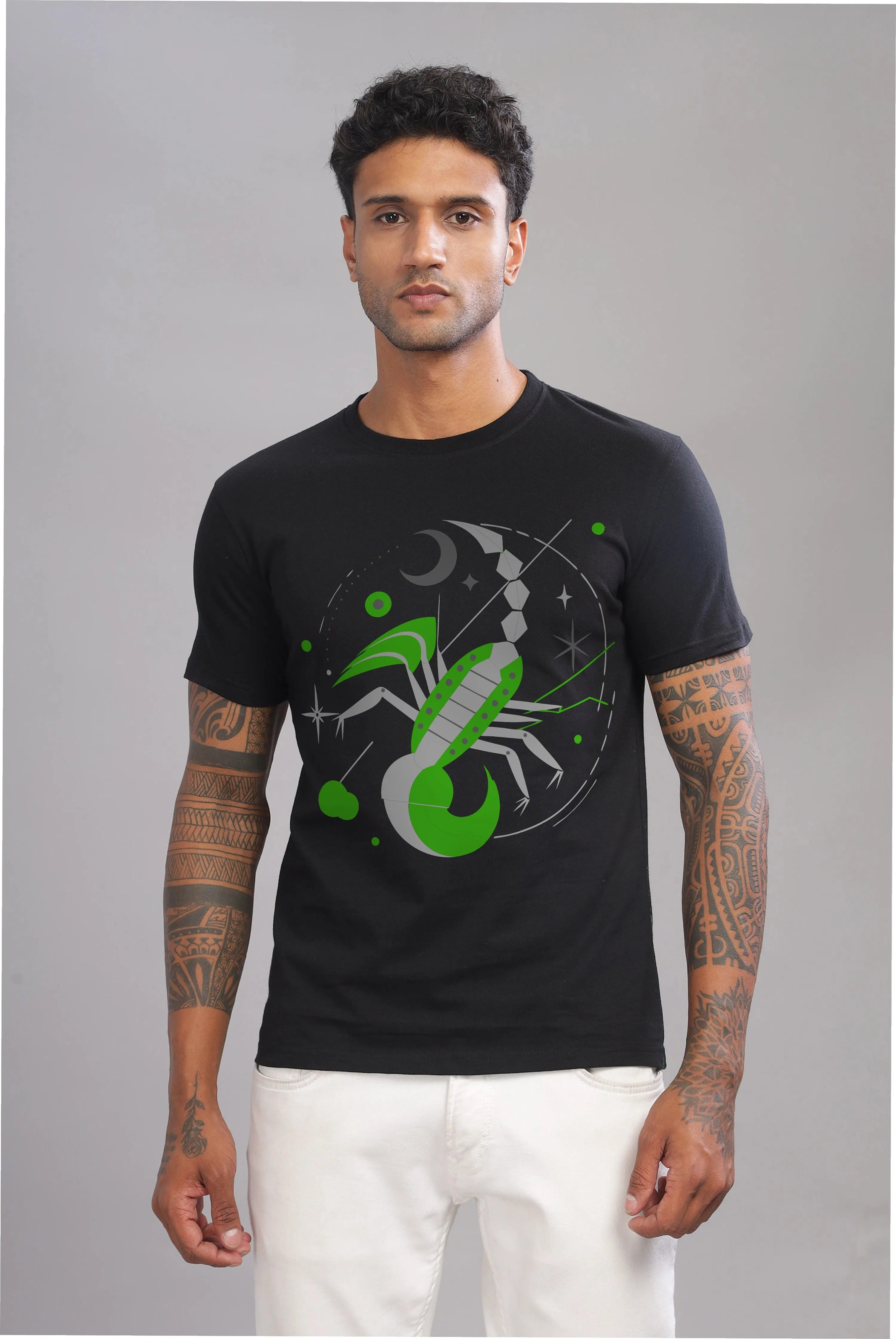 Stylish Scorpio Black Half Sleeve Printed Round Neck T-Shirt