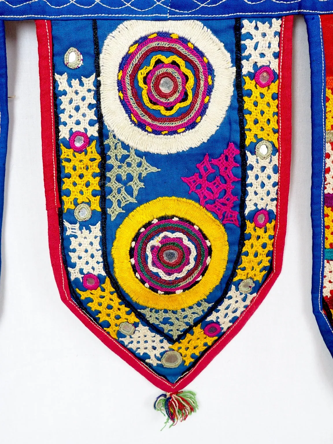Thoran Door Hanging 02